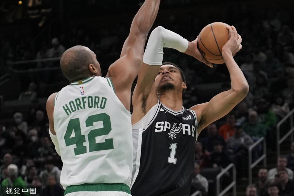 但他与东契 但他与东契