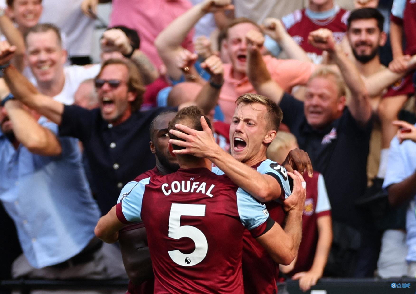 马卡：世俱杯时除赫伊森外后防表现差，皇马可能再买一名中卫.